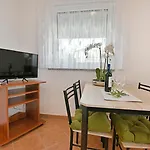 Marinka Lägenhet Poreč